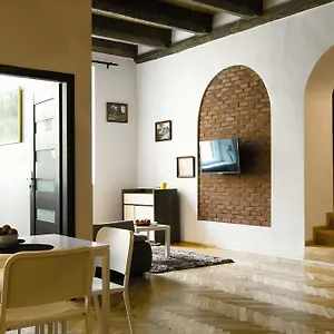 https://pj-apartments-florianska.krakowhotelspoland.com